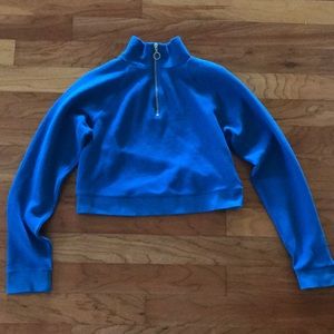 ribbed blue mock neck cropped sweater